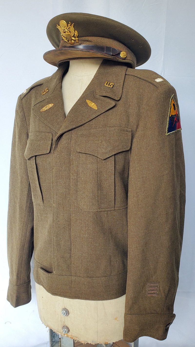 militaria : Blouson IKE US WW2 monté d'origine 8ème armoured