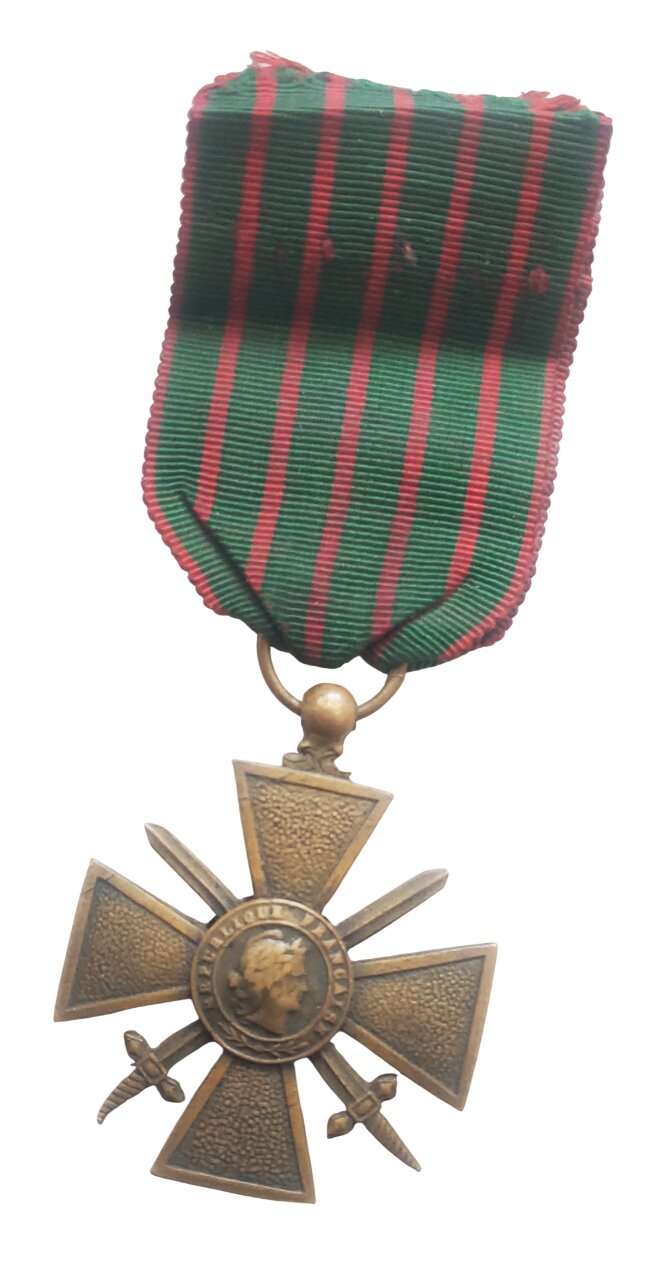 militaria : Médaille croix de guerre 1914-1918 FR WW1