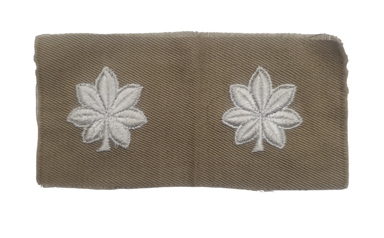 militaria : Paire grades major brodés chino US WW2