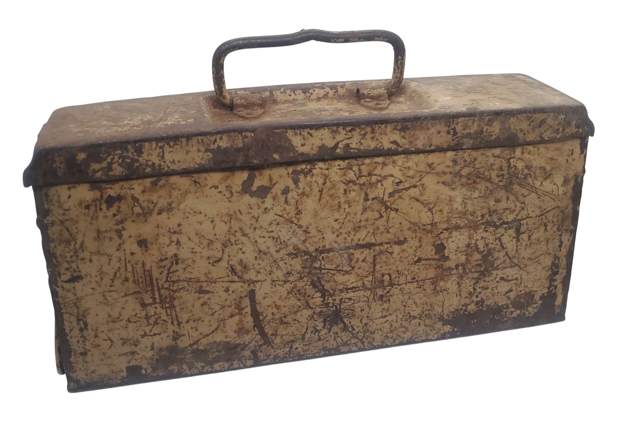 militaria : Caisse MG camouflée sable ALL WW2