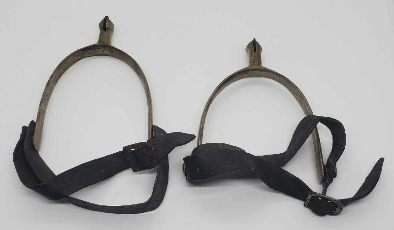 Éperons Anciens Militaires D'Équitation - Avec Fixation Chaîne, Vintage