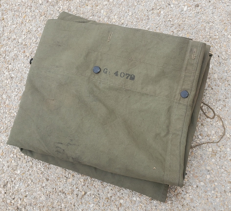 militaria : Demie-toile de tente individuelle US WW2