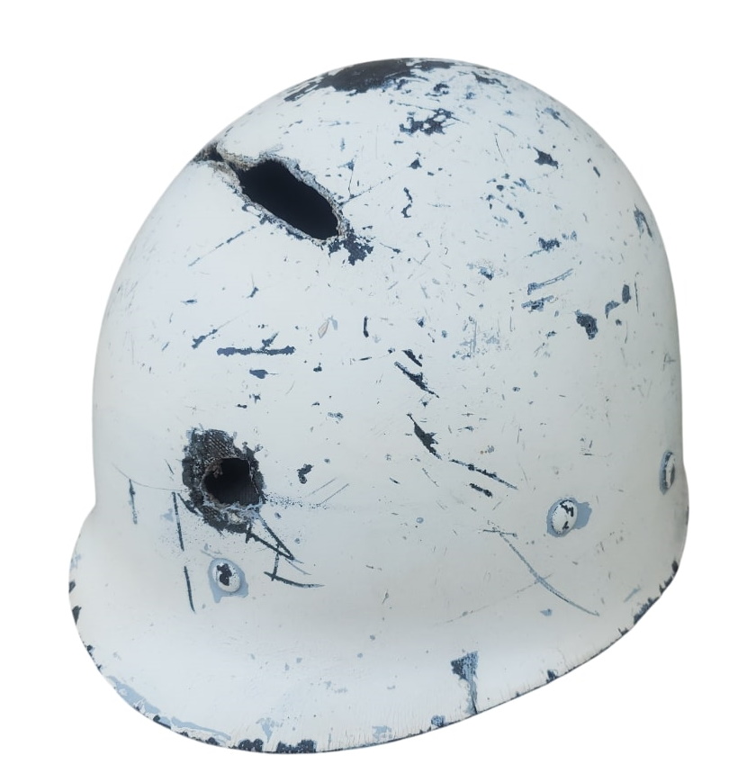 militaria : Liner casque USM1 impacté peint blanc US WW2