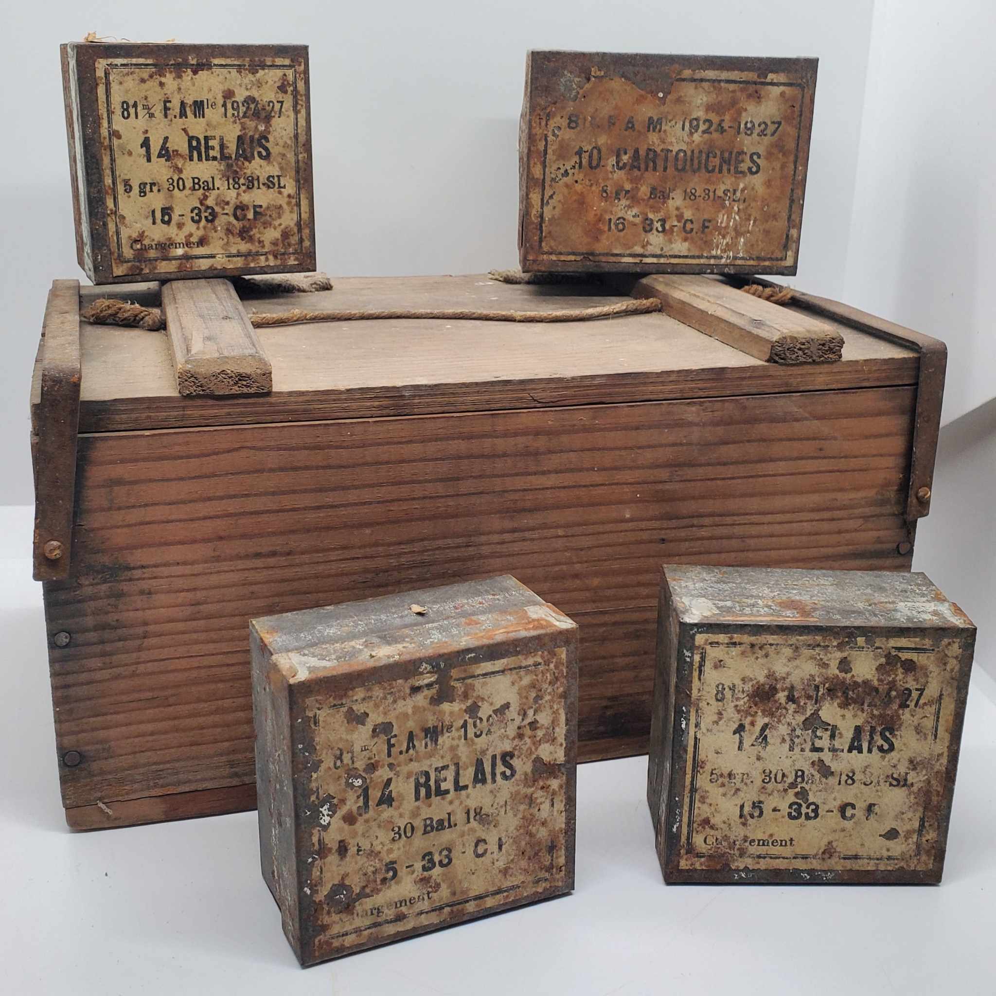 JG Militaria&nbsp;Caisse bois pour relais mortier 81 mm FR WW2